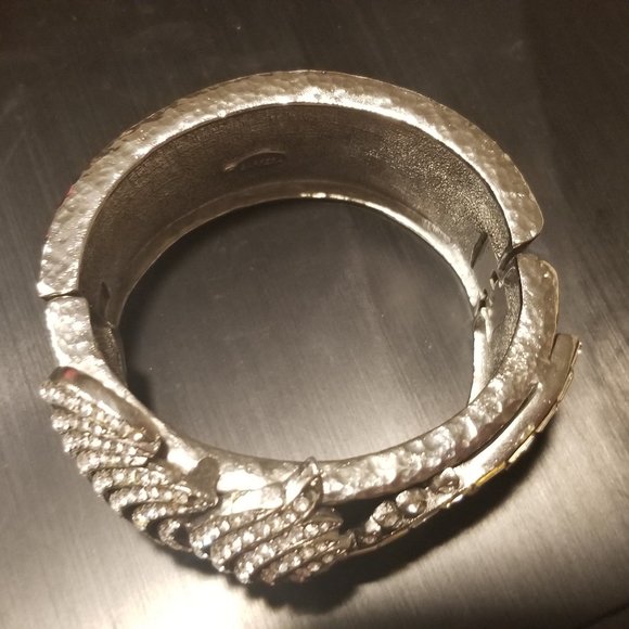 RARE STATEMENT VINTAGE JOSE MARIA BARRERA FEATHER Crystal SILVER BRACELET BANGLE - Picture 9 of 12
